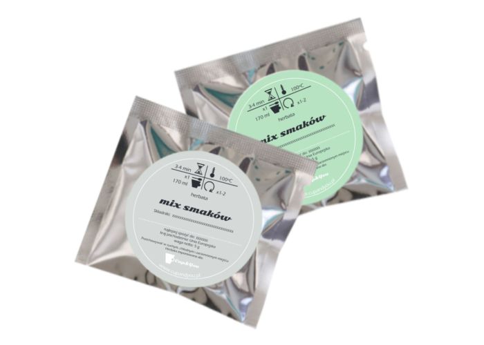 Dwie saszetki losowo wybranej herbaty