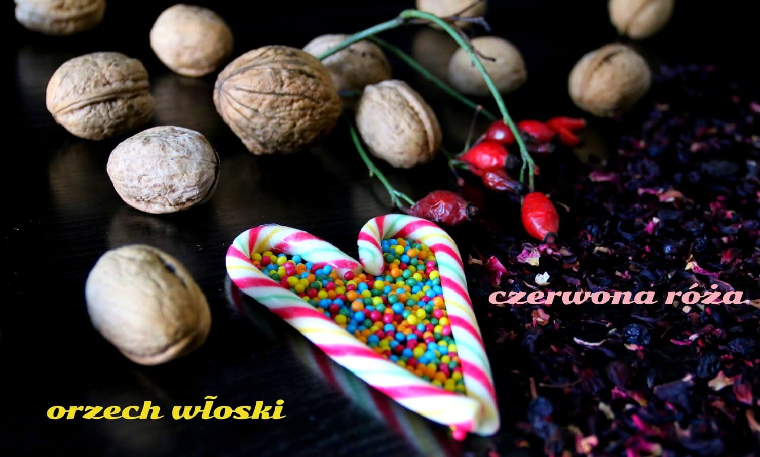 Orzech i róża