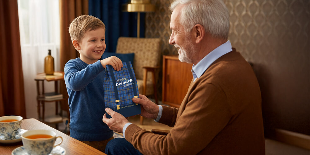 Herbata, która łączy pokolenia. Jak celebrować wspólne chwile z Babcią i Dziadkiem. 